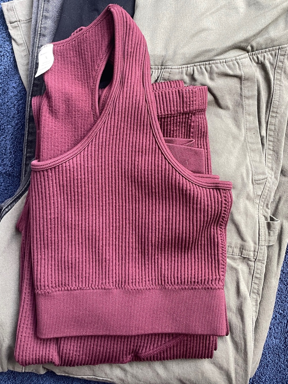Maternity clothes bundle - Two Piece Workout fit & Pants